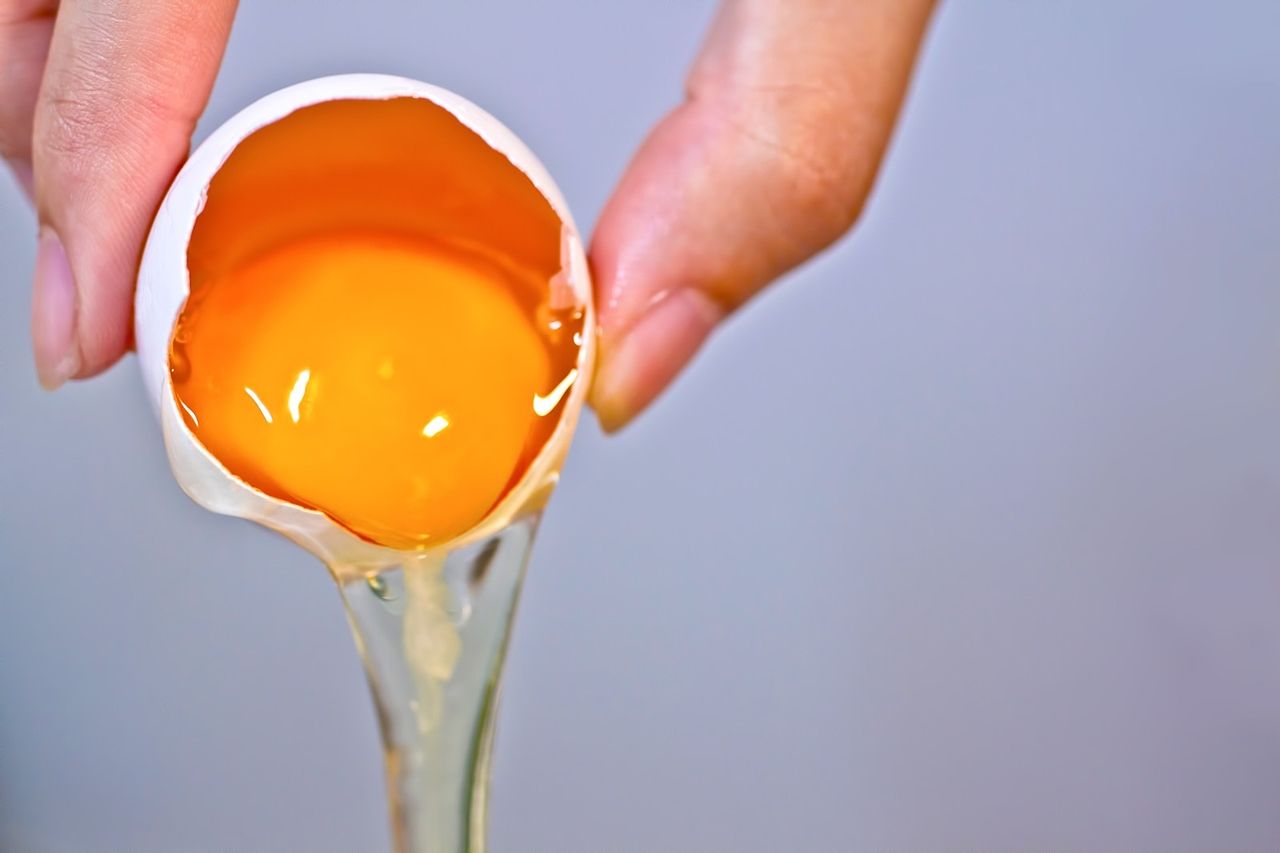 なぜ「すき焼き」には、生卵をつける？